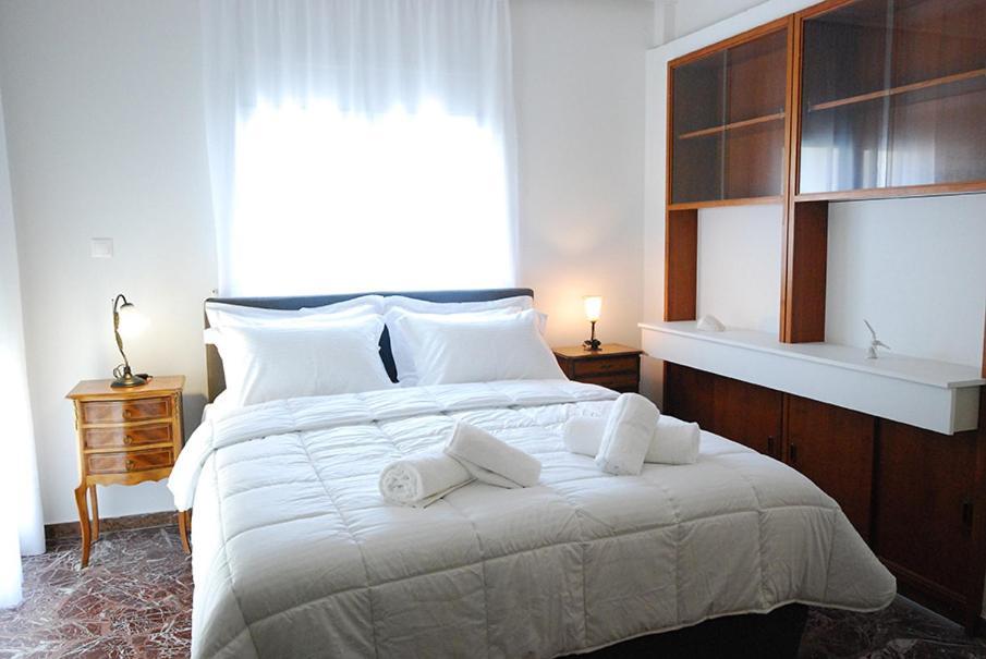 Central Heraklion Lovely Boutique 2-Bedroom Apartment. Olympia. 외부 사진