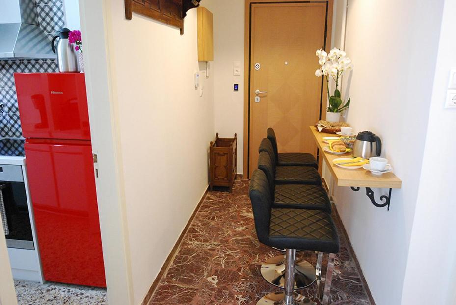 Central Heraklion Lovely Boutique 2-Bedroom Apartment. Olympia. 외부 사진