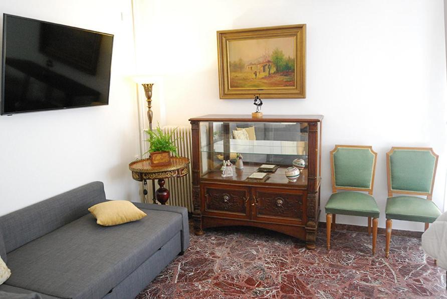 Central Heraklion Lovely Boutique 2-Bedroom Apartment. Olympia. 외부 사진